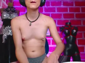 Chaturbate Free Live Porn of moira_hot