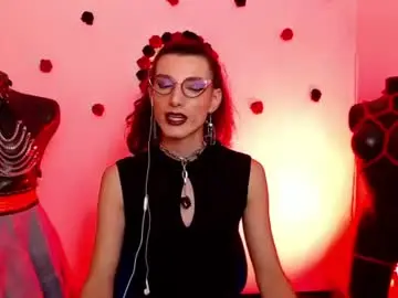Chaturbate Nude Webcam of moira_hot