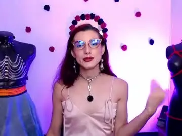 Chaturbate Live Sex of moira_hot