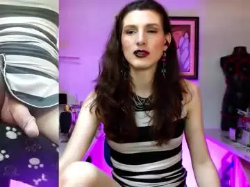 Chaturbate Private Sex Chat of moira_hot