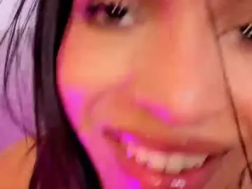 Chaturbate Sex Chat of clara_evanss