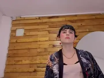 Chaturbate Live Sex Cam of isol_moora