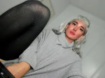 Chaturbate Best live sex cam show of transnextdoor_