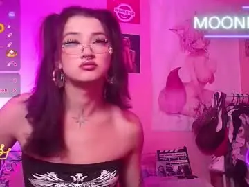 Chaturbate Live Sex of moonfiredance