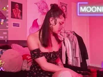 Chaturbate Adult Video Chat of moonfiredance