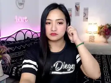 Chaturbate Live Sex Cam of scarlette_kisses26
