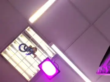 Chaturbate Free Porn Cam of allison_69ts