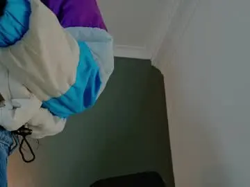 Chaturbate Live Porn of tiana_cinnamon