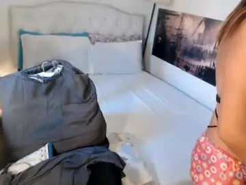 Chaturbate Sex Cam of xqueenyasiandomcumx