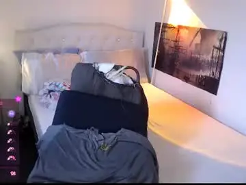 Chaturbate Nude Webcam of xqueenyasiandomcumx
