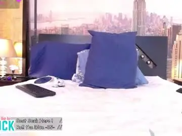 Chaturbate Live Sex Cam of amazingsharlot