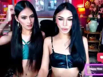 Chaturbate Live Sex Cam of y0unggoddess69xxx