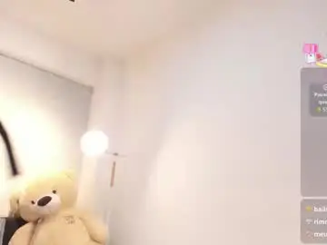 Chaturbate Watch Live Sex Cams of lily_cash1