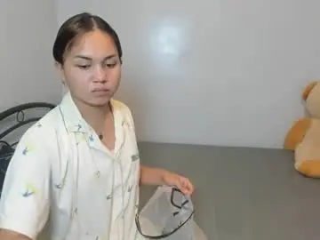 Chaturbate Adult Video Chat of urasian_kat