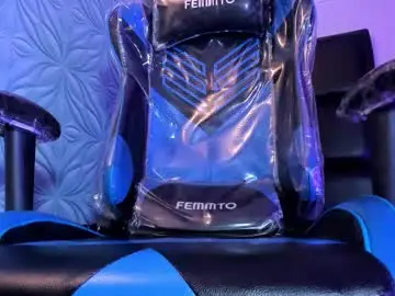 Chaturbate Best live sex cam show of milk_max18