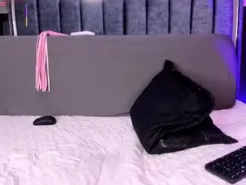 Chaturbate Nude Webcam of amber_18x