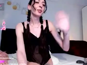 Chaturbate Adult Video Chat of missletiblane
