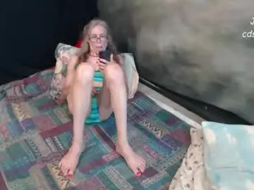 Chaturbate Live Sex of cdsextoy1