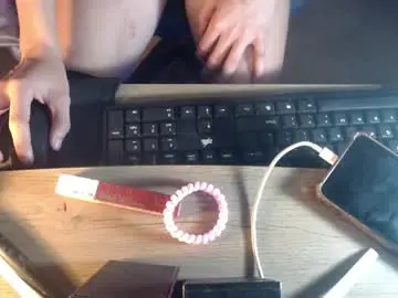 Chaturbate Nude Webcam of your_naughty_cumslut69