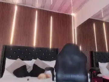 Chaturbate Best live sex cam show of viannca__