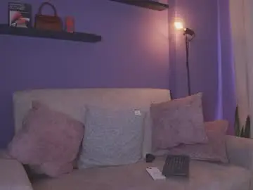 Chaturbate Live Sex Cam of roselinedior