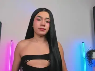 Chaturbate Free Porn Cam of kristall_swan