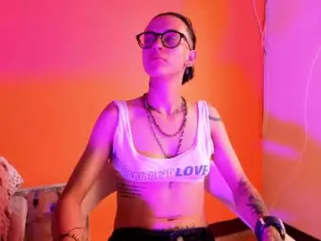 Chaturbate Live Porn of nova_evan7