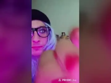 Chaturbate Watch Live Sex Cams of snowbhunniswirl