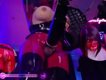 Chaturbate Adult Video Chat of latexrubydoll