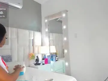 Chaturbate Sex Chat of isisbrown_