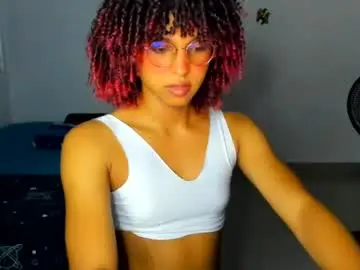 Chaturbate Free Live Porn of elianishugecock