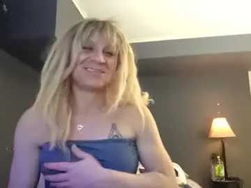 Chaturbate Best live sex cam show of leavemealonex