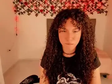 Chaturbate Adult Webcams of lilith_miller21