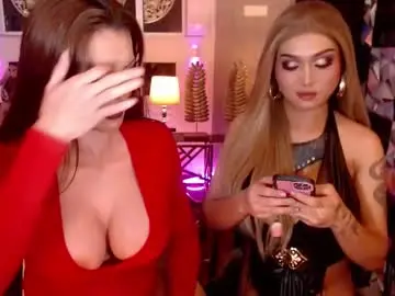 Chaturbate Live Sex Cam of yourdreampinayx