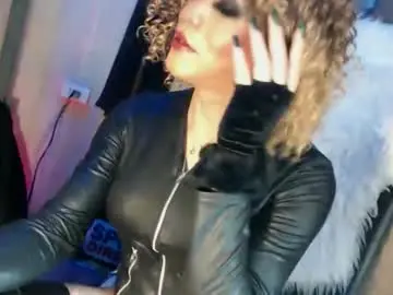 Chaturbate Live Sex Cam of cum_4youbaby