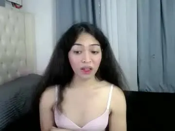 Chaturbate Nude Webcam of lamari_tgirl