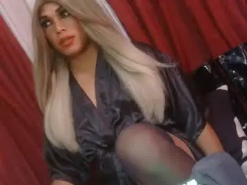 Chaturbate Live Sex Cam of lady_athenax