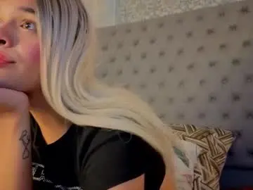 Chaturbate Live Sex of shantaljoness