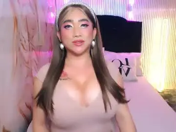 Chaturbate Live Sex Cam of agirlwithbigcock