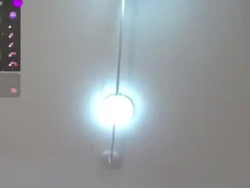 Chaturbate Live Porn of mia_hiills