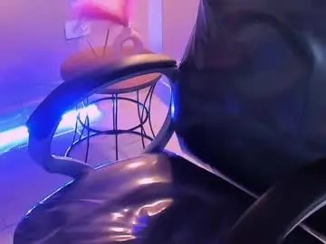Chaturbate Free Live Porn of tahra_