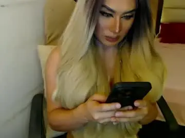 Chaturbate Watch Live Sex Cams of misskyliexbarbie