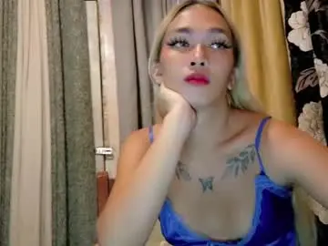 Chaturbate Live Sex Cam of kween_romance