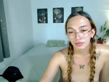 Chaturbate Watch Live Sex Cams of kween_romance