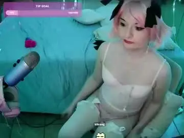 Chaturbate Watch Live Sex Cams of dvadaisy