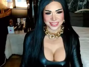 Chaturbate Live Sex Cam of charismatic_apple