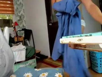 Chaturbate Nude Webcam of hungasiangirl