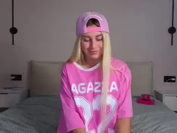 Chaturbate Free Porn Cam of whiteflower_x0