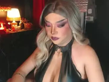 Chaturbate Adult Webcam of hugecockchristine
