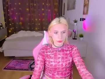 Chaturbate Live Sex of mikaella_nicole